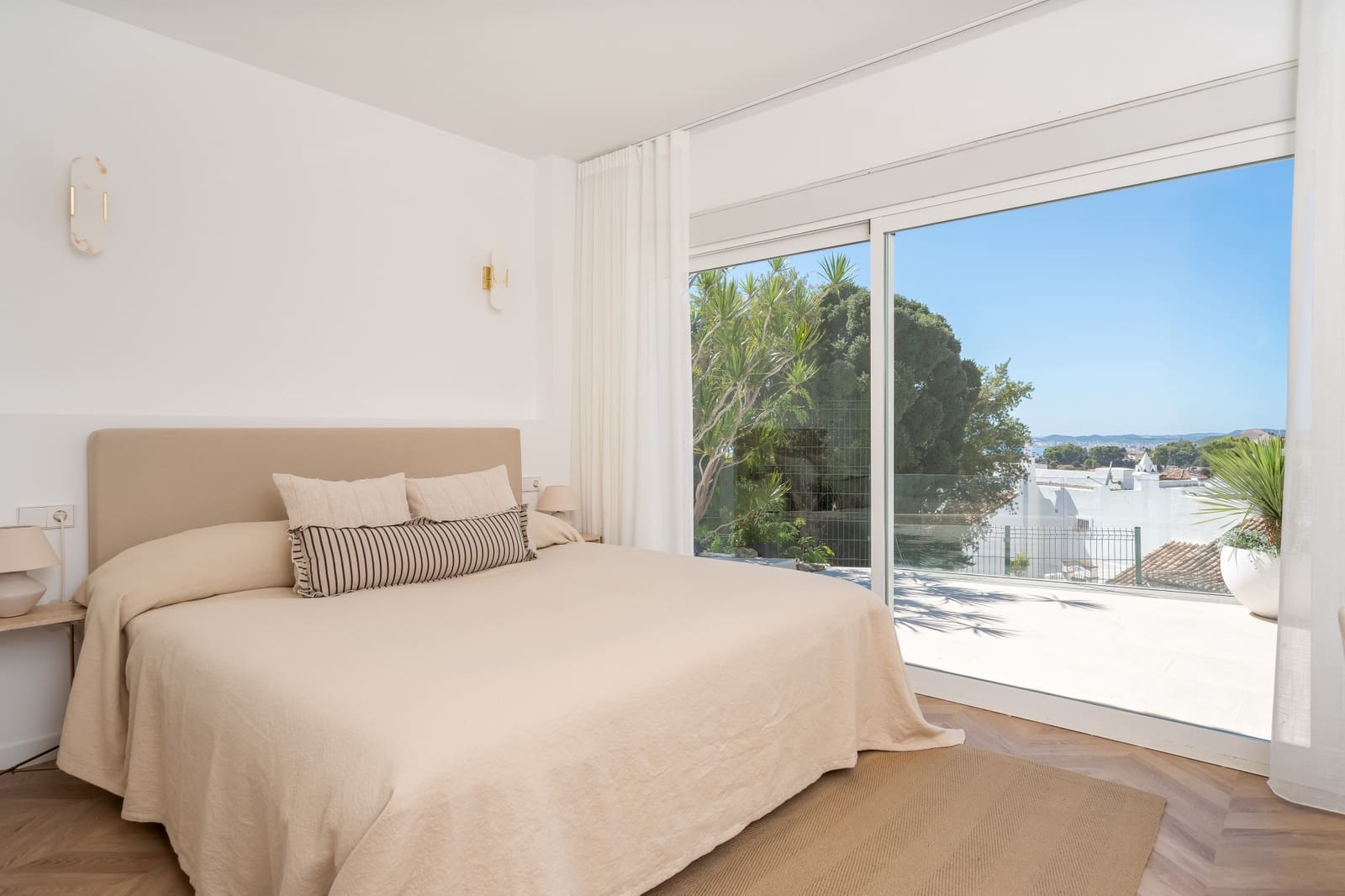 3 sypialnia Dom na sprzedaż w Benalmadena Costa z basenem - 985 000 € (Ref: 10161258)