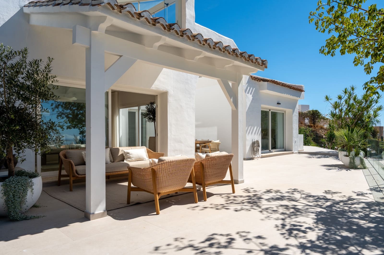 3 sypialnia Dom na sprzedaż w Benalmadena Costa z basenem - 985 000 € (Ref: 10161258)