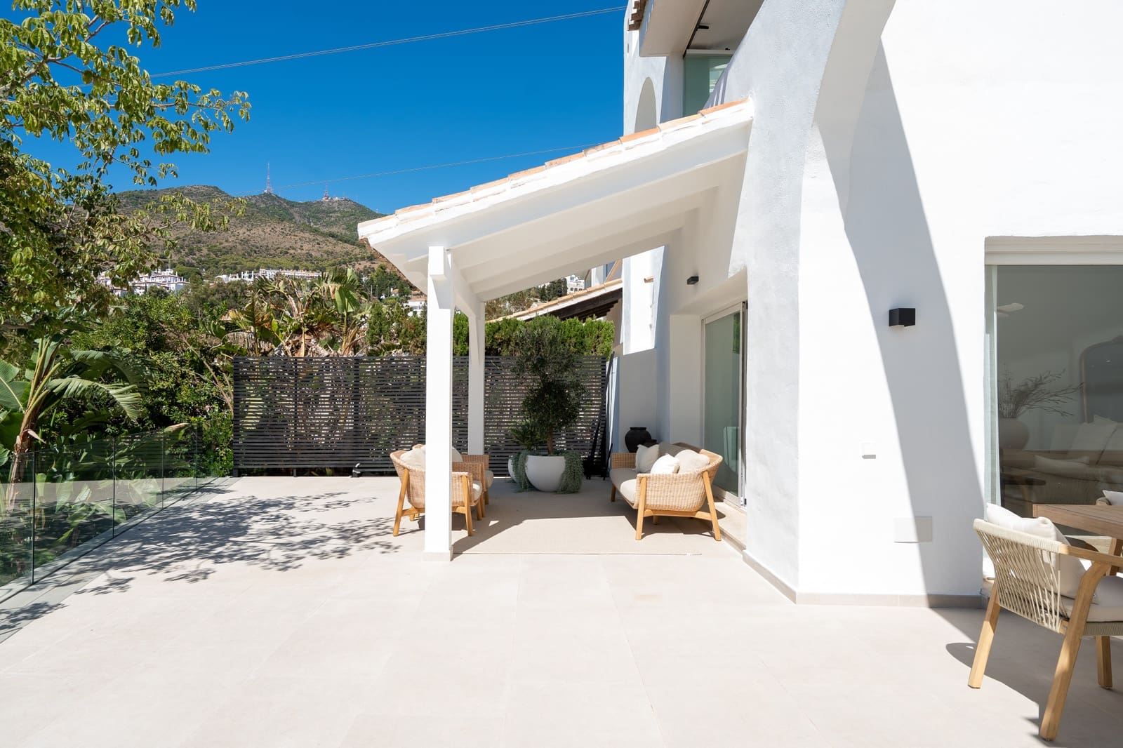 3 sypialnia Dom na sprzedaż w Benalmadena Costa z basenem - 985 000 € (Ref: 10161258)