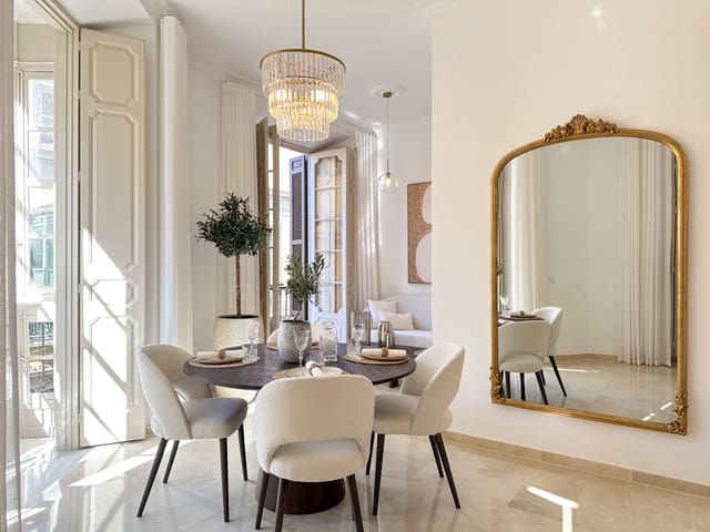 3 bedroom Apartment for sale in Centro, Málaga city - € 849,000 (Ref: 9062737)