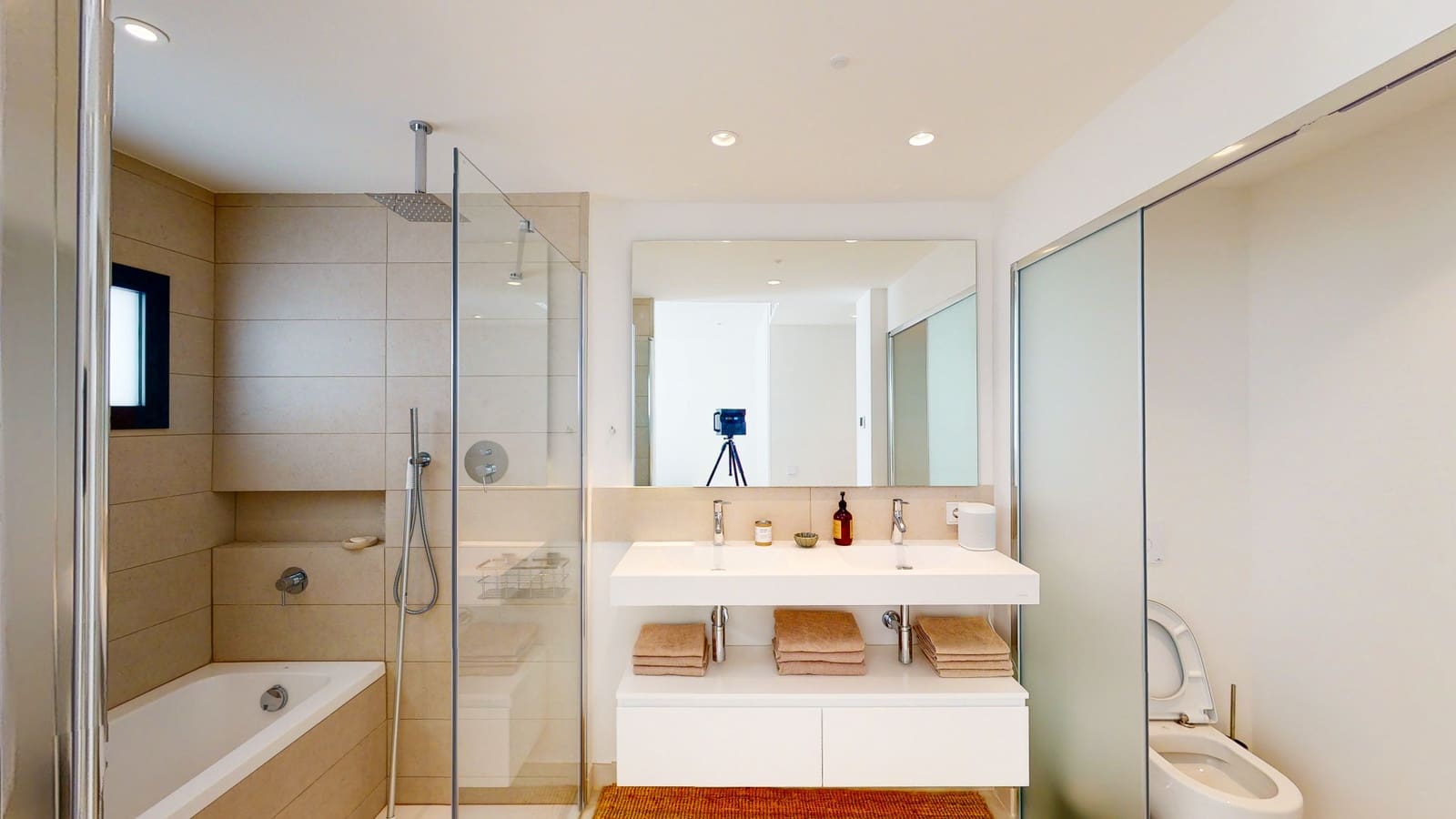 3 bedroom Apartment for sale in Fuengirola with pool garage - € 795,000 (Ref: 9085126)