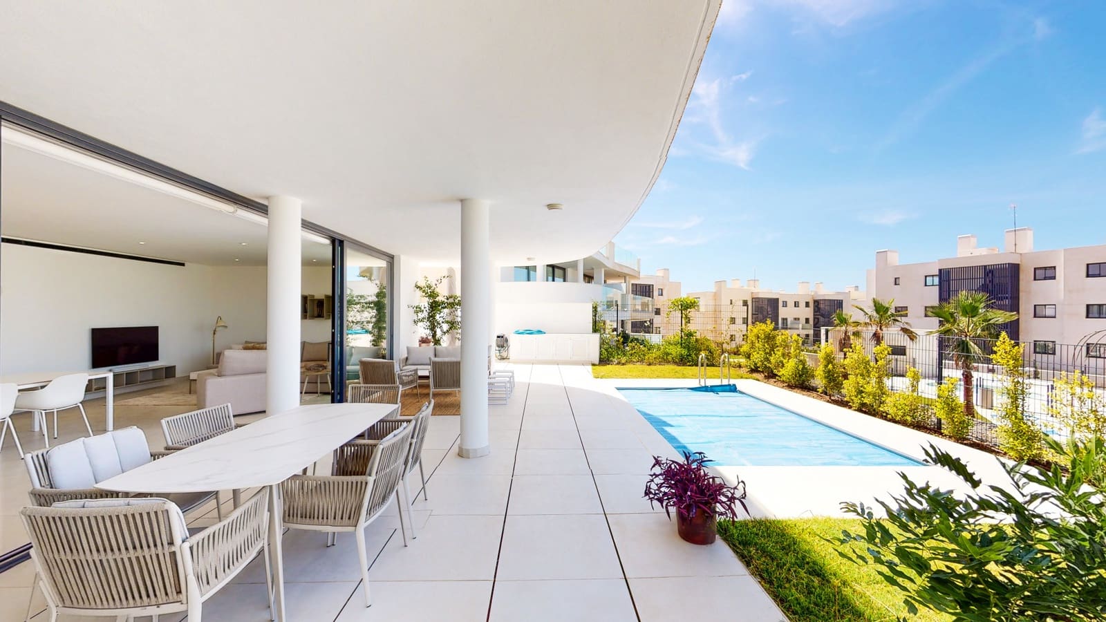 3 bedroom Apartment for sale in Fuengirola with pool garage - € 795,000 (Ref: 9085126)