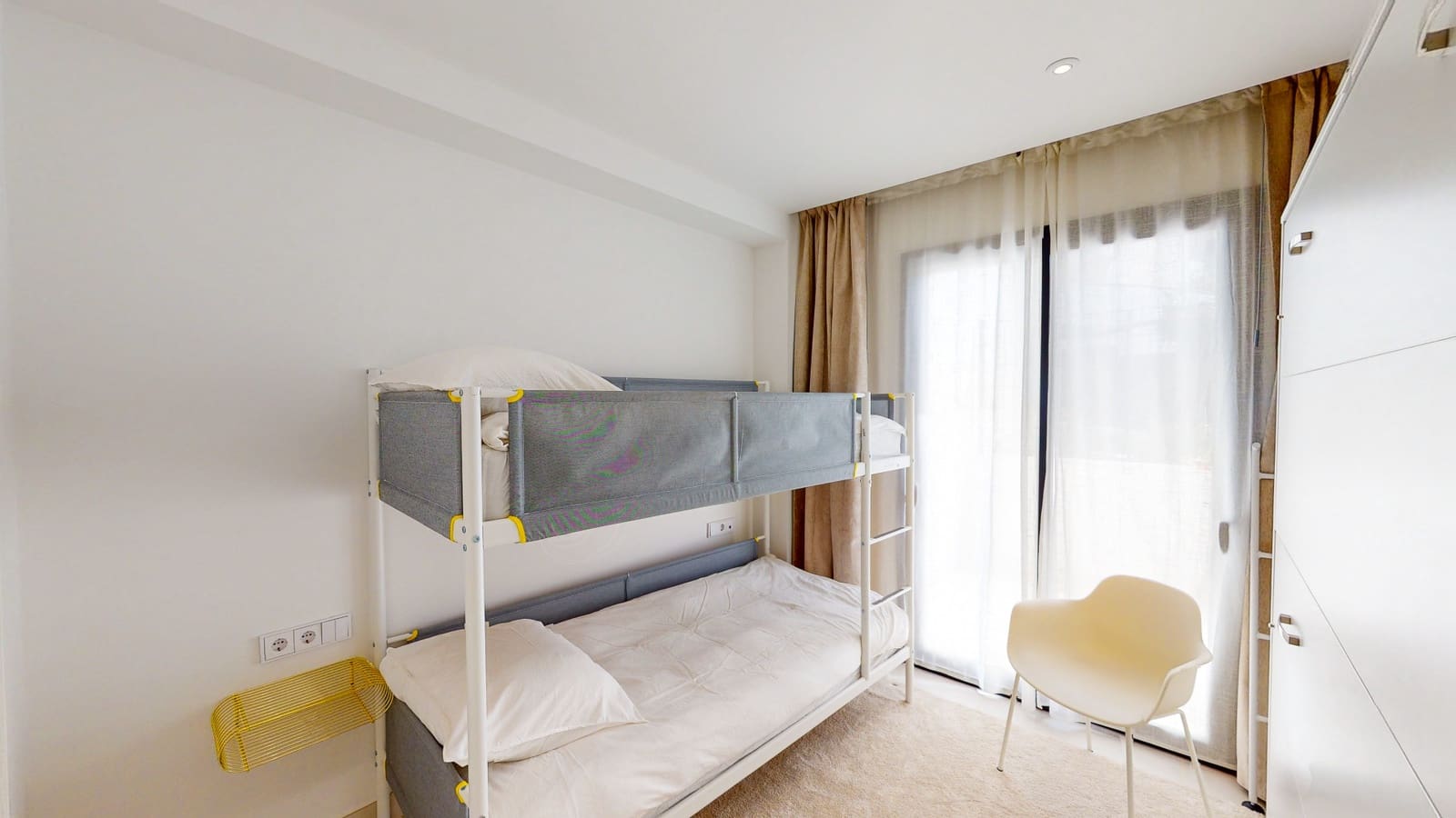 3 bedroom Apartment for sale in Fuengirola with pool garage - € 795,000 (Ref: 9085126)