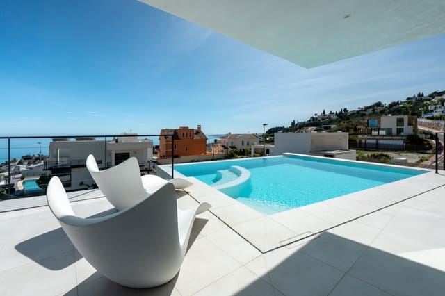 4 sypialnia Willa na sprzedaż w Benalmádena z basenem garażem - 2 200 000 € (Ref: 9085128)