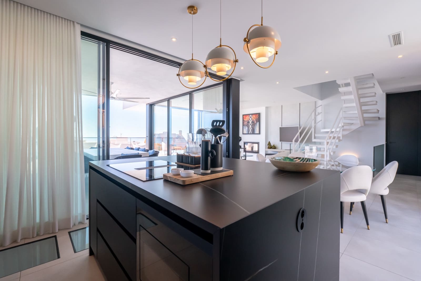 4 bedroom Villa for sale in Benalmadena with pool garage - € 2,200,000 (Ref: 9085128)