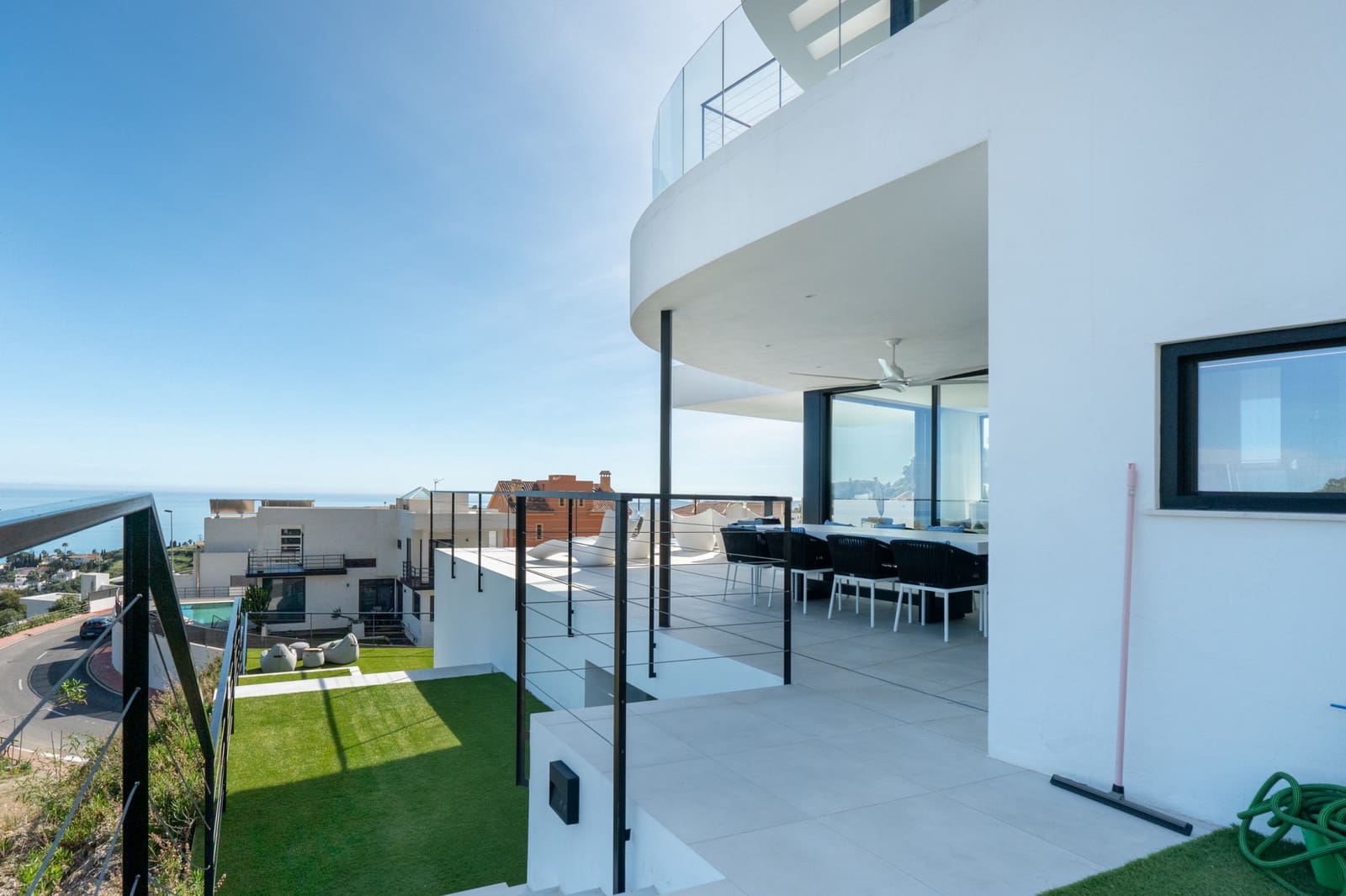 4 bedroom Villa for sale in Benalmadena with pool garage - € 2,200,000 (Ref: 9085128)