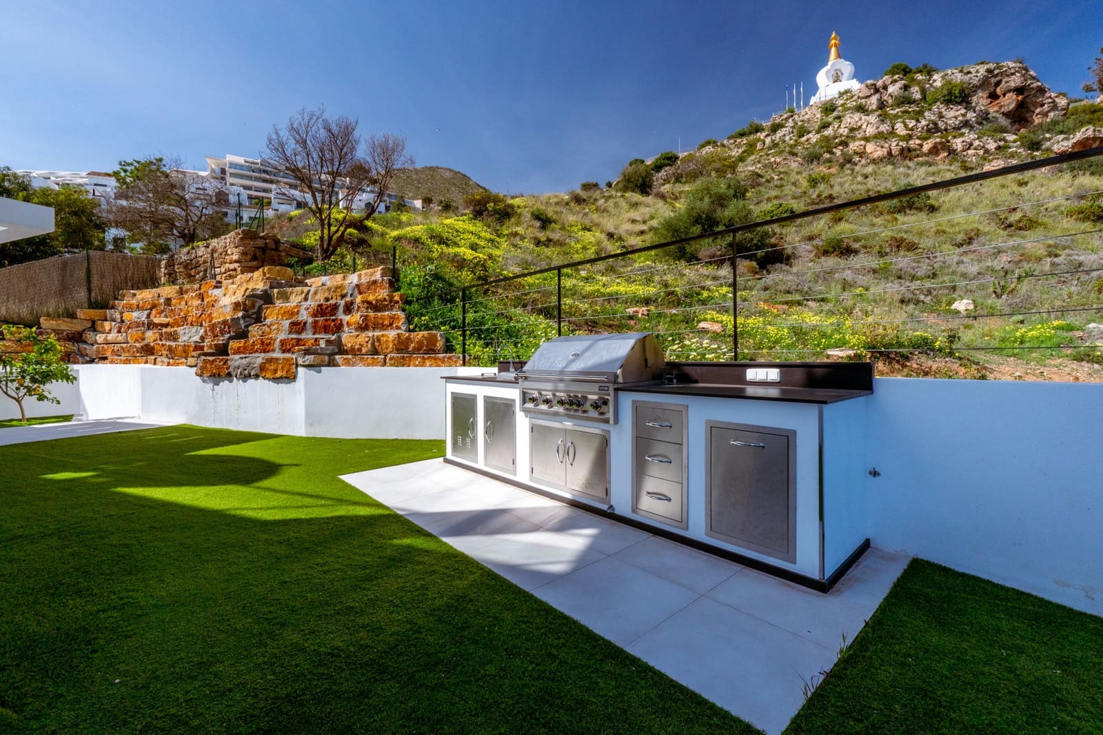 4 bedroom Villa for sale in Benalmadena with pool garage - € 2,200,000 (Ref: 9085128)