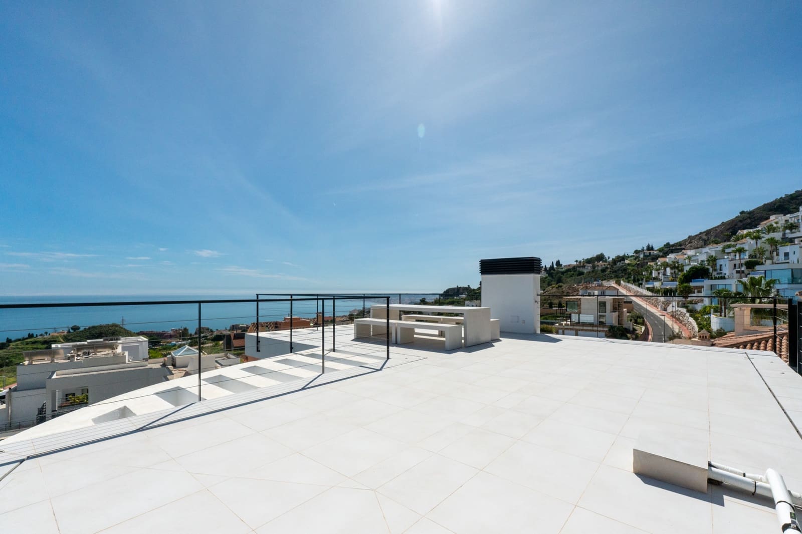 4 bedroom Villa for sale in Benalmadena with pool garage - € 2,200,000 (Ref: 9085128)