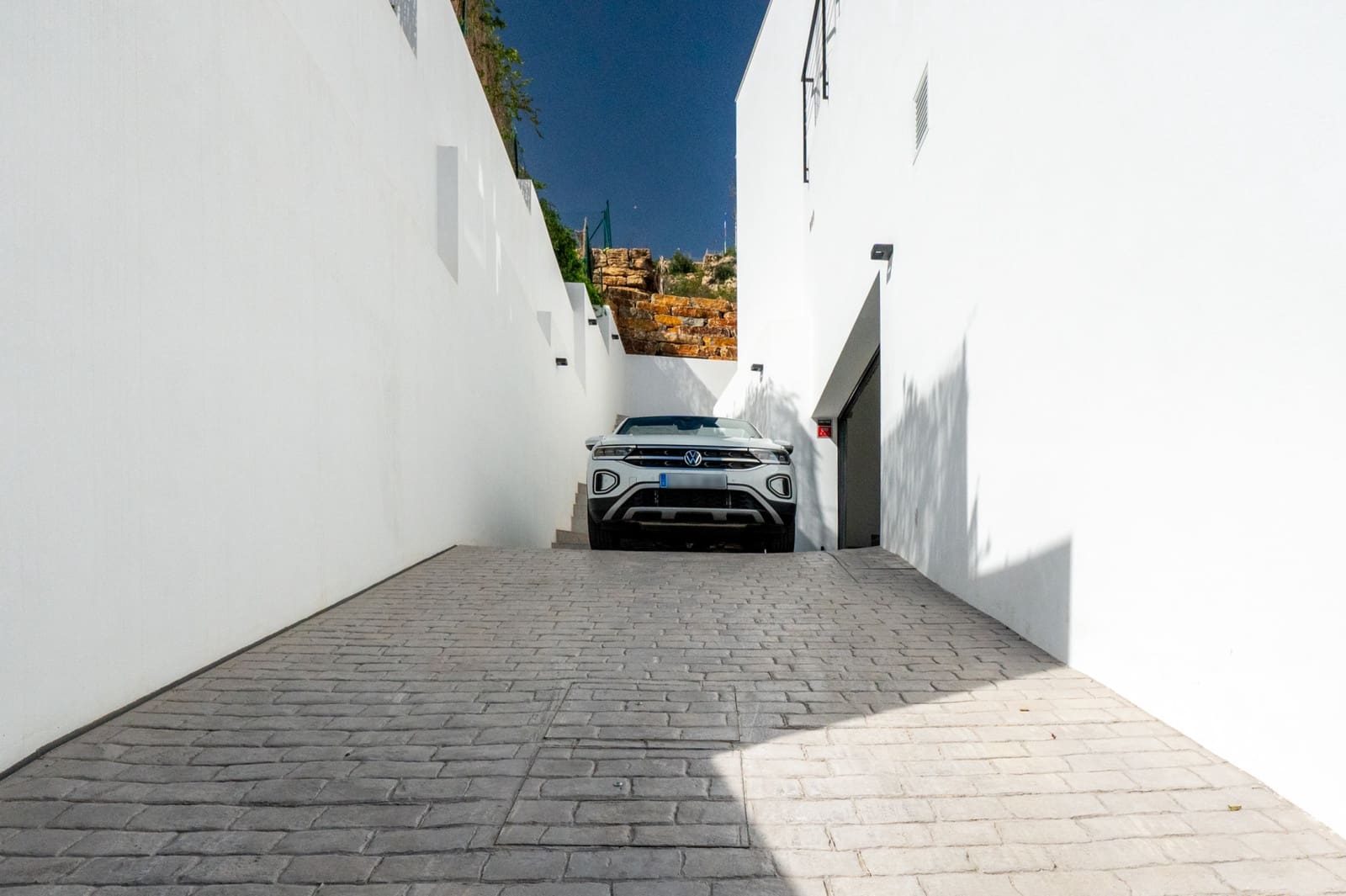 4 makuuhuone Huvila myytävänä paikassa Benalmadena mukana uima-altaan 
autotalli - 2 200 000 € (Ref: 9085128)