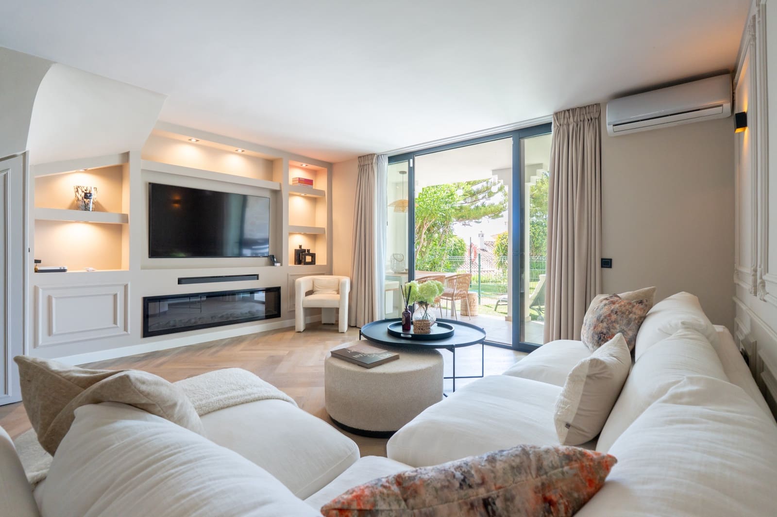 2 chambre Maison de Ville à vendre à Mijas Costa avec piscine - 435 000 € (Ref: 9089659)