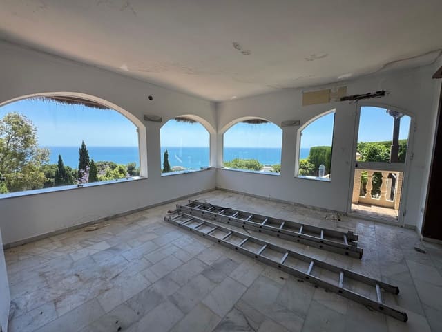 4 sypialnia Willa na sprzedaż w La Capellania, Benalmádena z basenem garażem - 1 275 000 € (Ref: 9115958)