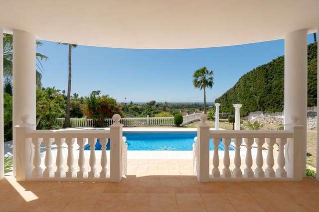 Chalet de 4 habitaciones en Marbella en venta con piscina garaje - 2.490.000 € (Ref: 9115960)