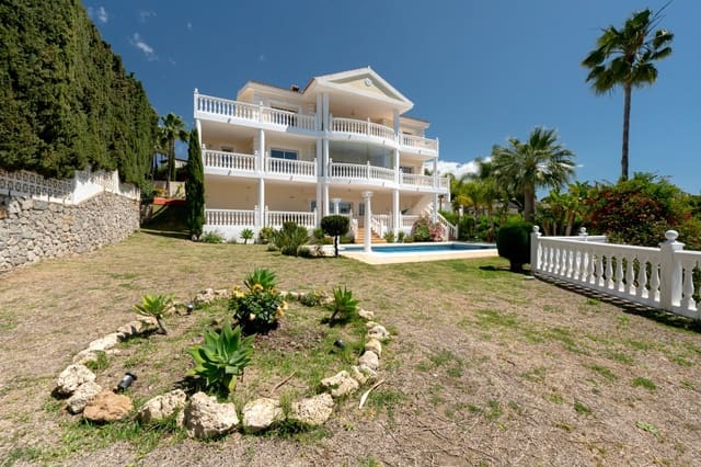 4 soverom Villa til salgs i Marbella med svømmebasseng garasje - € 2 490 000 (Ref: 9115960)
