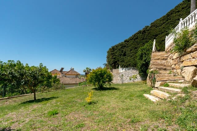4 soverom Villa til salgs i Marbella med svømmebasseng garasje - € 2 490 000 (Ref: 9115960)