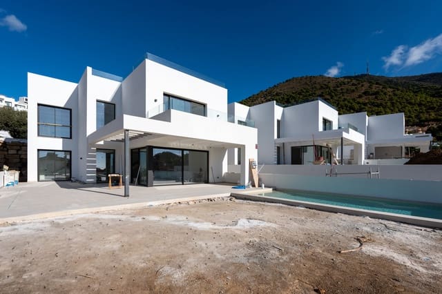 4 camera da letto Villa in vendita in Mijas Costa, Mijas con piscina garage - 1.939.000 € (Rif: 9115962)