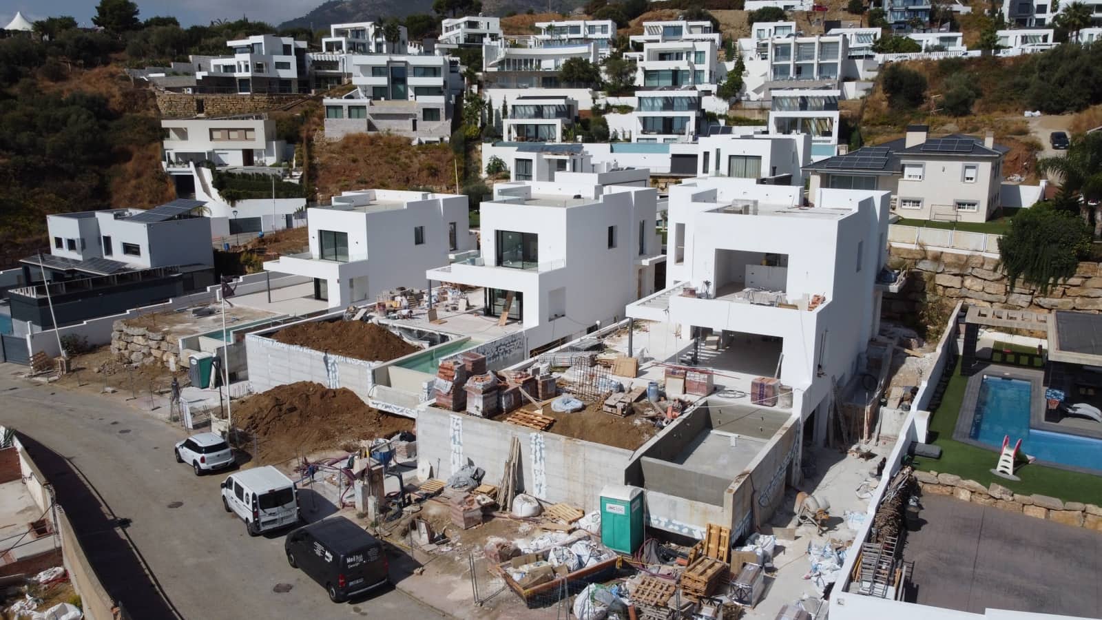 4 soveværelse Villa til salg i Mijas Costa med swimmingpool garage - € 1.939.000 (Ref: 9115962)