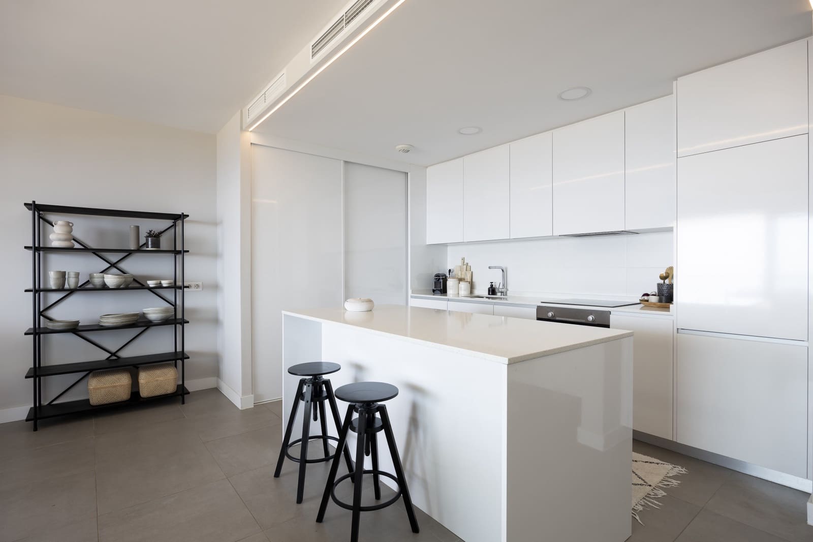 2 slaapkamer Appartement te koop in Benalmadena Costa - € 575.000 (Ref: 9190982)