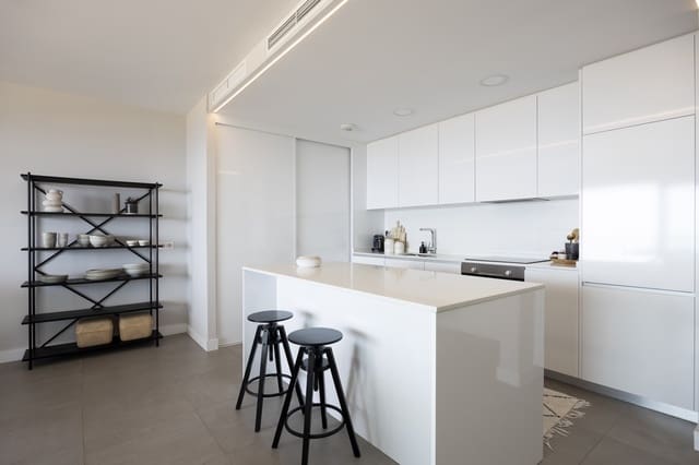 2 chambre Appartement à vendre à Benalmadena Costa, Benalmádena - 575 000 € (Ref: 9190982)