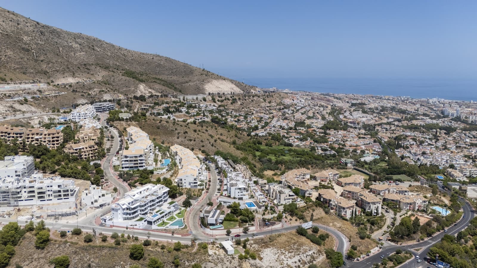2 makuuhuone Huoneisto myytävänä paikassa Benalmadena Costa - 575 000 € (Ref: 9190982)