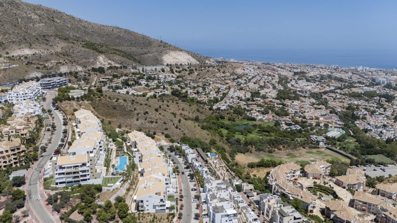 2 makuuhuone Huoneisto myytävänä paikassa Benalmadena Costa - 575 000 € (Ref: 9190982)