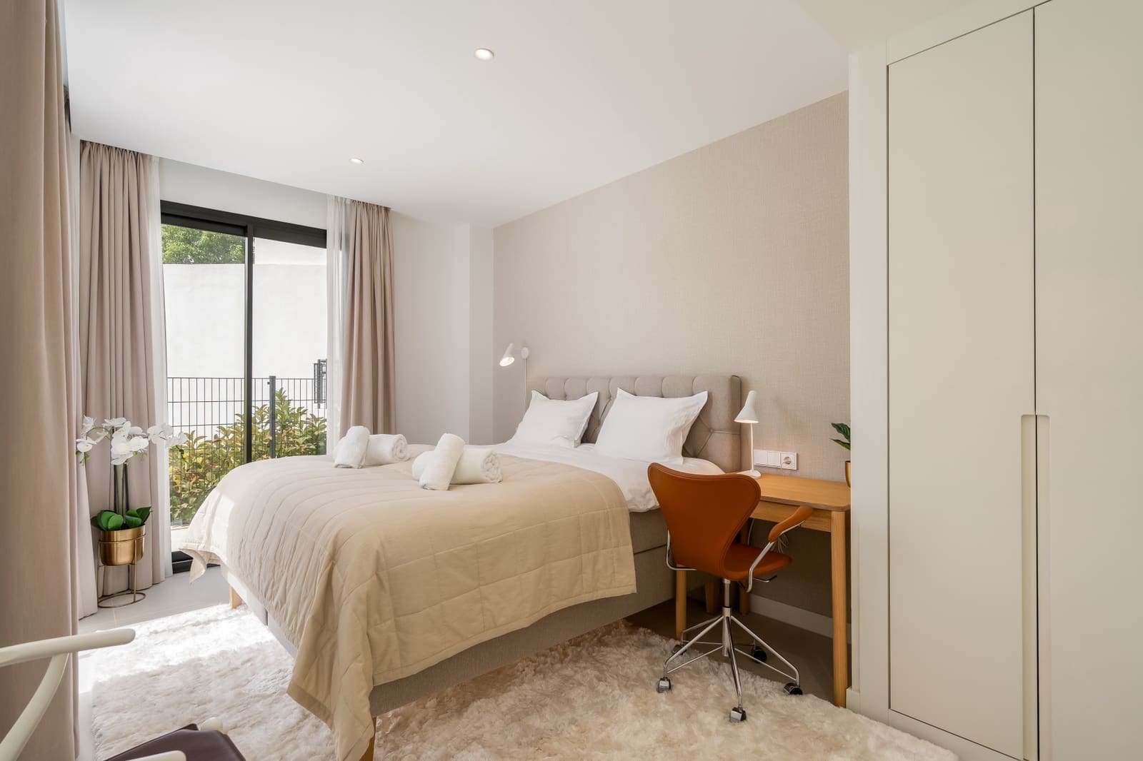 3 bedroom Apartment for sale in Fuengirola with pool - € 995,000 (Ref: 9254873)