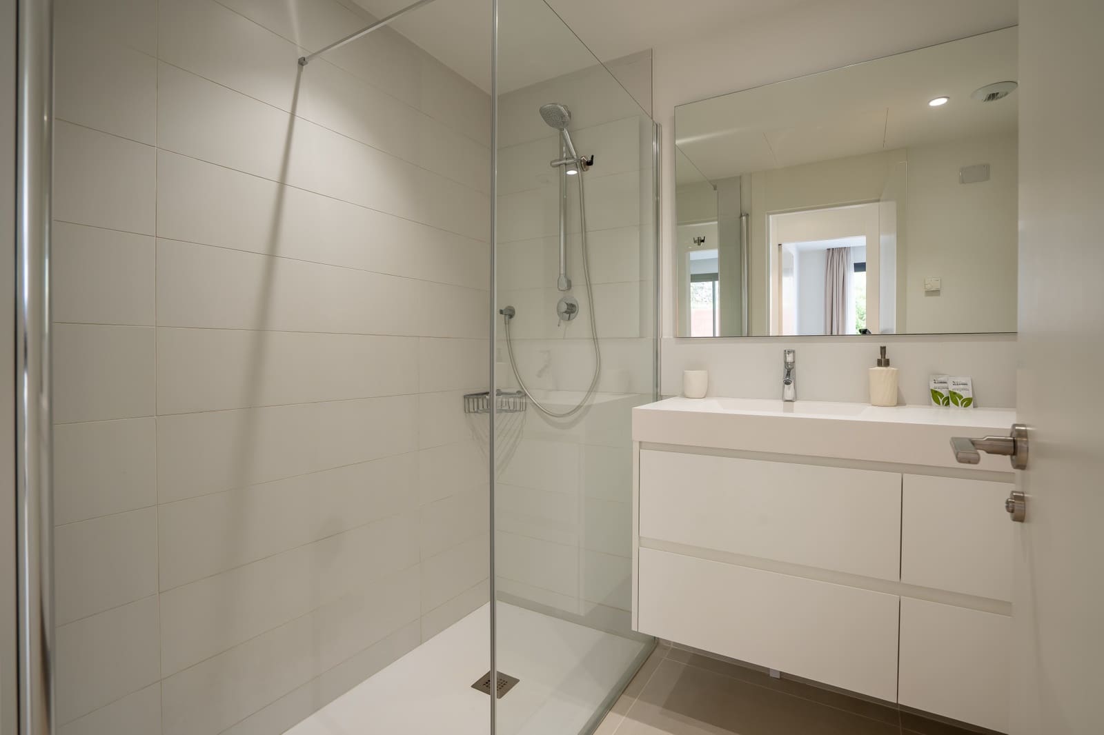 3 soveværelse Lejlighed til salg i Fuengirola med swimmingpool - € 995.000 (Ref: 9254873)