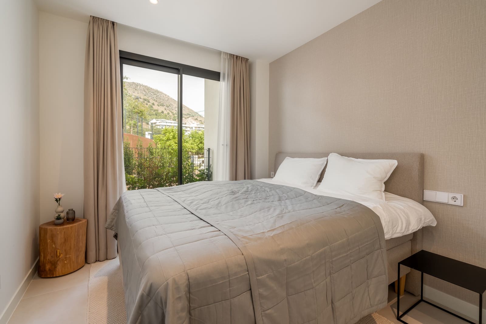 3 soveværelse Lejlighed til salg i Fuengirola med swimmingpool - € 995.000 (Ref: 9254873)