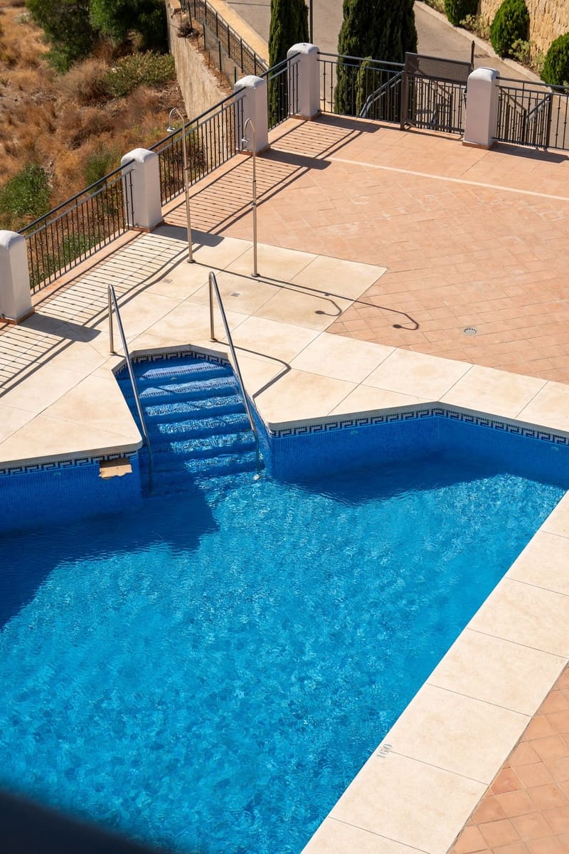 2 soverom Penthouse til salgs i Sitio de Calahonda med svømmebasseng garasje - € 525 000 (Ref: 9300886)