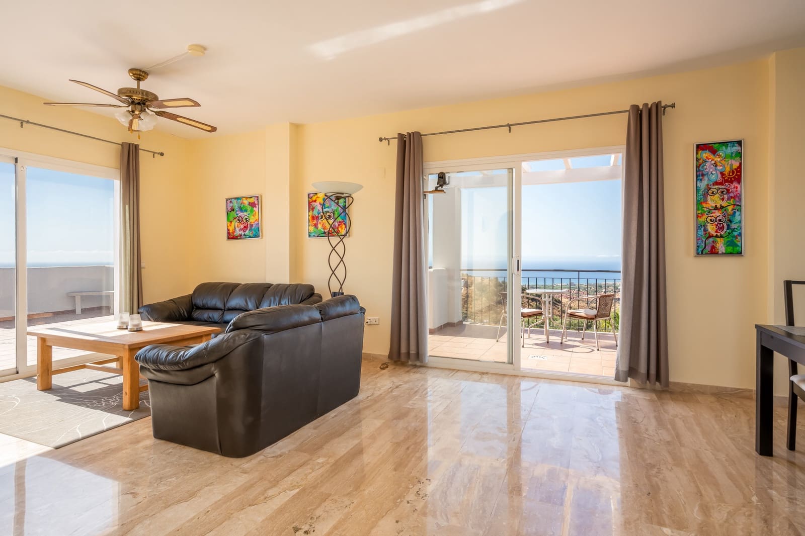 2 soverom Penthouse til salgs i Sitio de Calahonda med svømmebasseng garasje - € 525 000 (Ref: 9300886)