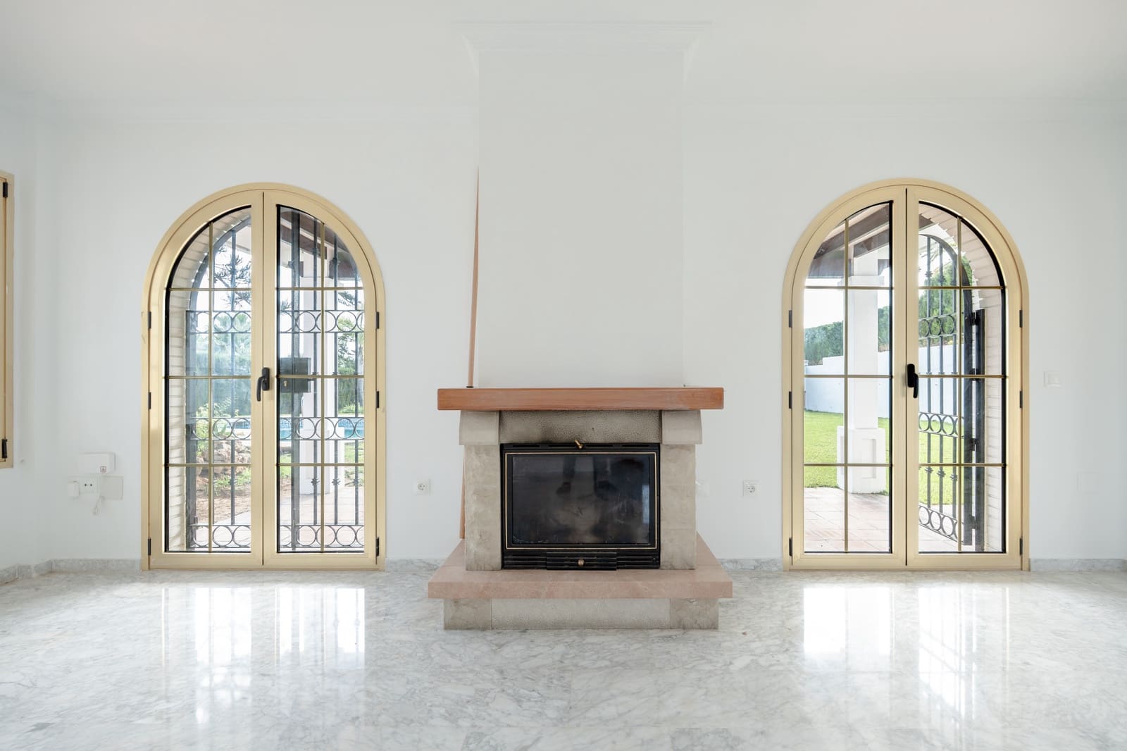 6 makuuhuone Huvila myytävänä paikassa Cerro del Aguila mukana uima-altaan 
autotalli - 965 000 € (Ref: 9303276)