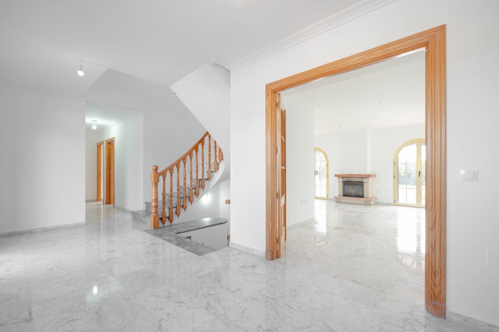 6 makuuhuone Huvila myytävänä paikassa Cerro del Aguila mukana uima-altaan 
autotalli - 965 000 € (Ref: 9303276)