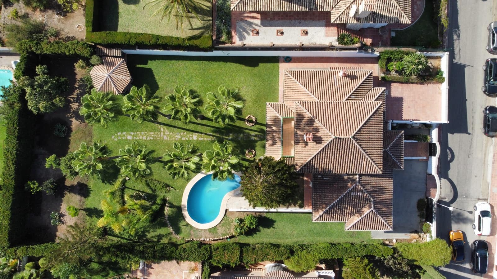 6 makuuhuone Huvila myytävänä paikassa Cerro del Aguila mukana uima-altaan 
autotalli - 965 000 € (Ref: 9303276)