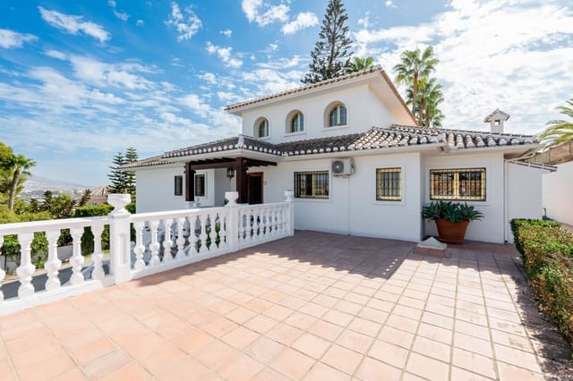 6 soverom Villa til salgs i Cerro del Aguila, Mijas med svømmebasseng garasje - € 895 000 (Ref: 9303276)