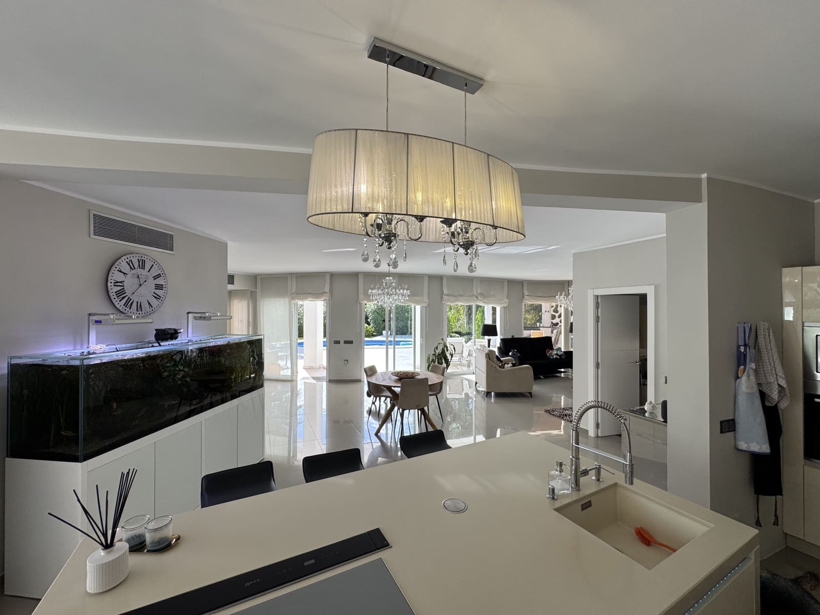 4 sypialnia Willa na sprzedaż w Benahavis z basenem - 3 195 000 € (Ref: 9362264)