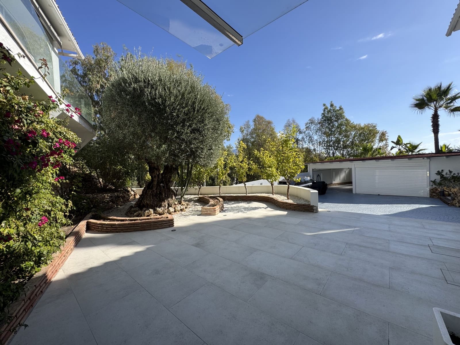 4 sypialnia Willa na sprzedaż w Benahavis z basenem - 3 195 000 € (Ref: 9362264)