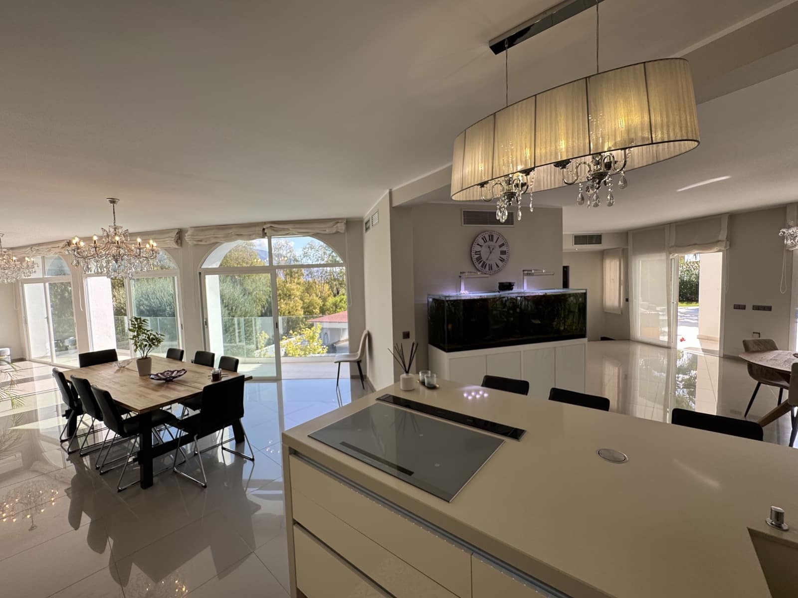 4 sypialnia Willa na sprzedaż w Benahavis z basenem - 3 195 000 € (Ref: 9362264)