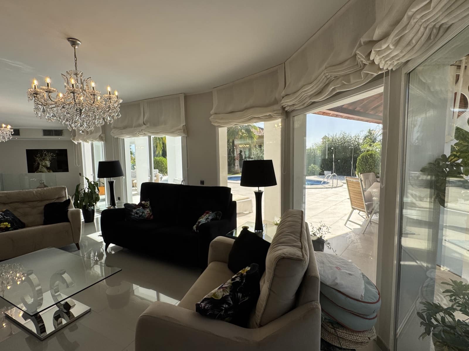 4 sypialnia Willa na sprzedaż w Benahavis z basenem - 3 195 000 € (Ref: 9362264)