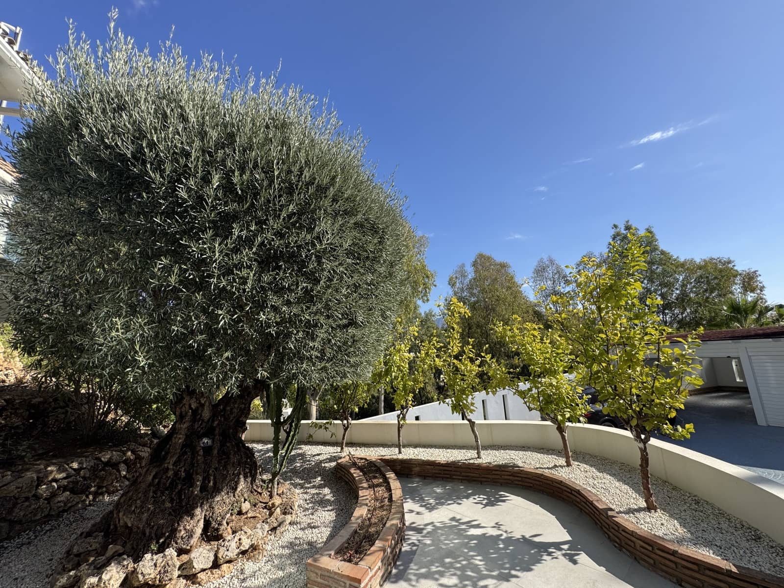 4 sypialnia Willa na sprzedaż w Benahavis z basenem - 3 195 000 € (Ref: 9362264)