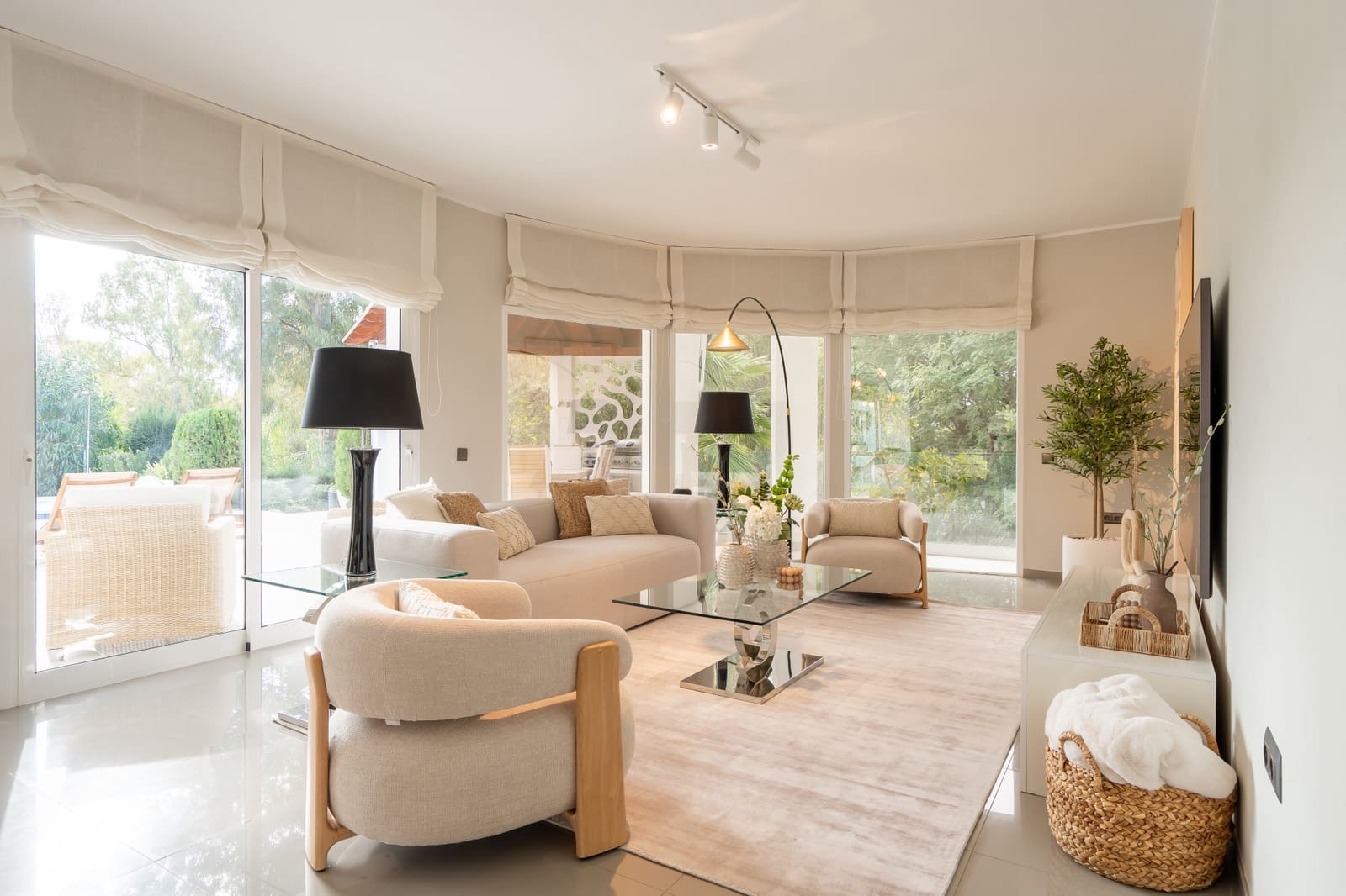 Chalet de 4 habitaciones en Benahavís en venta con piscina - 3.195.000 € (Ref: 9362264)