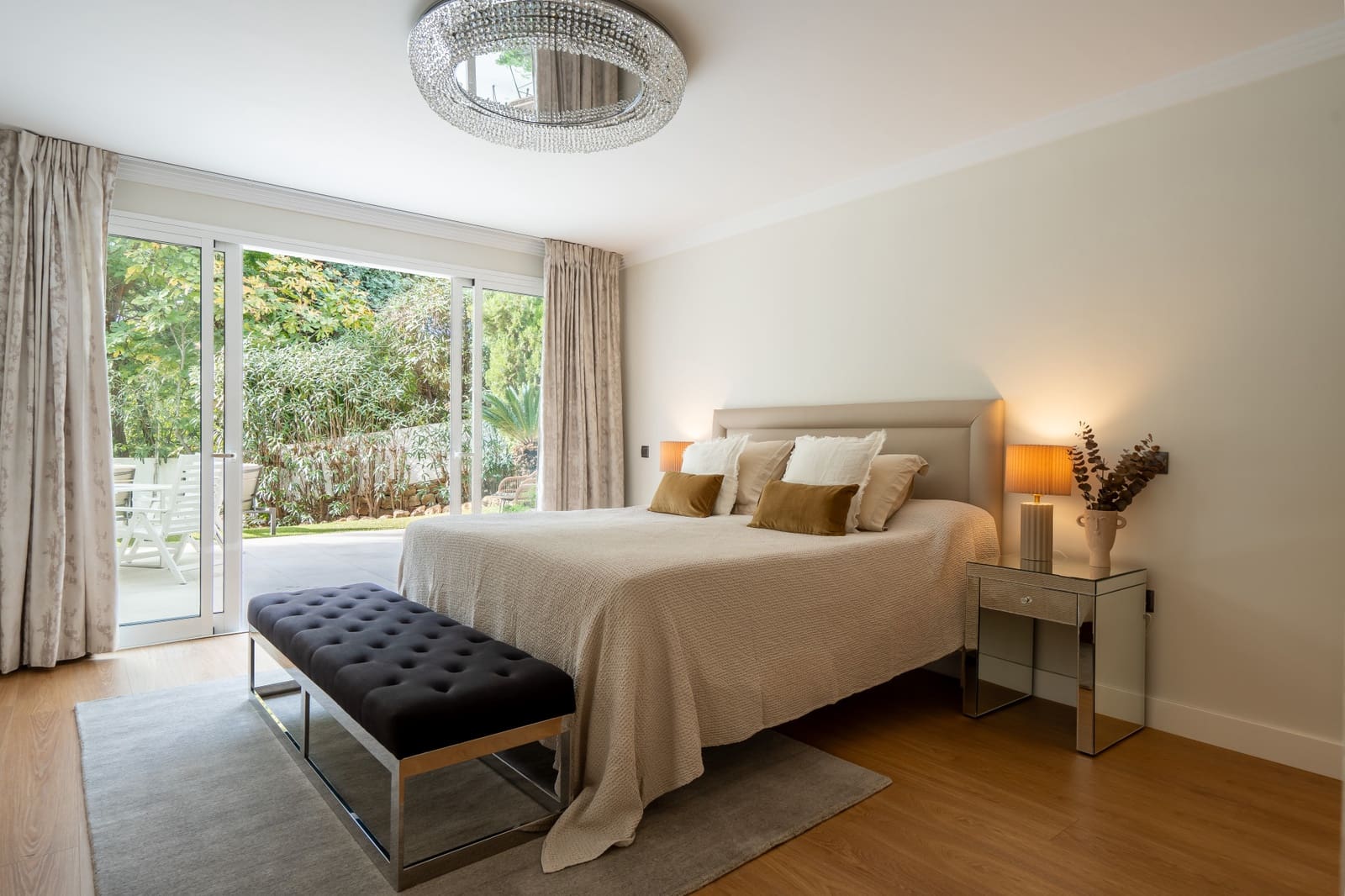 Chalet de 4 habitaciones en Benahavís en venta con piscina - 3.195.000 € (Ref: 9362264)