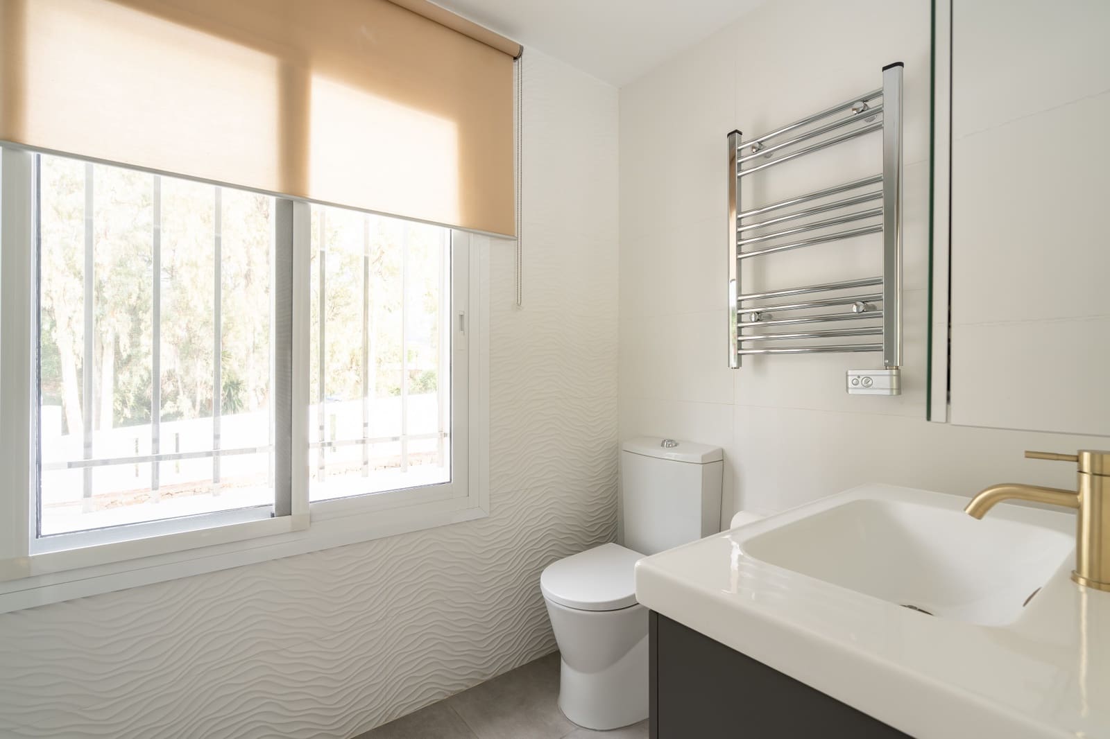 Chalet de 4 habitaciones en Benahavís en venta con piscina - 3.195.000 € (Ref: 9362264)