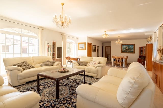 4 sovrum Villa till salu i Mijas med pool garage - 1 050 000 € (Ref: 9415650)