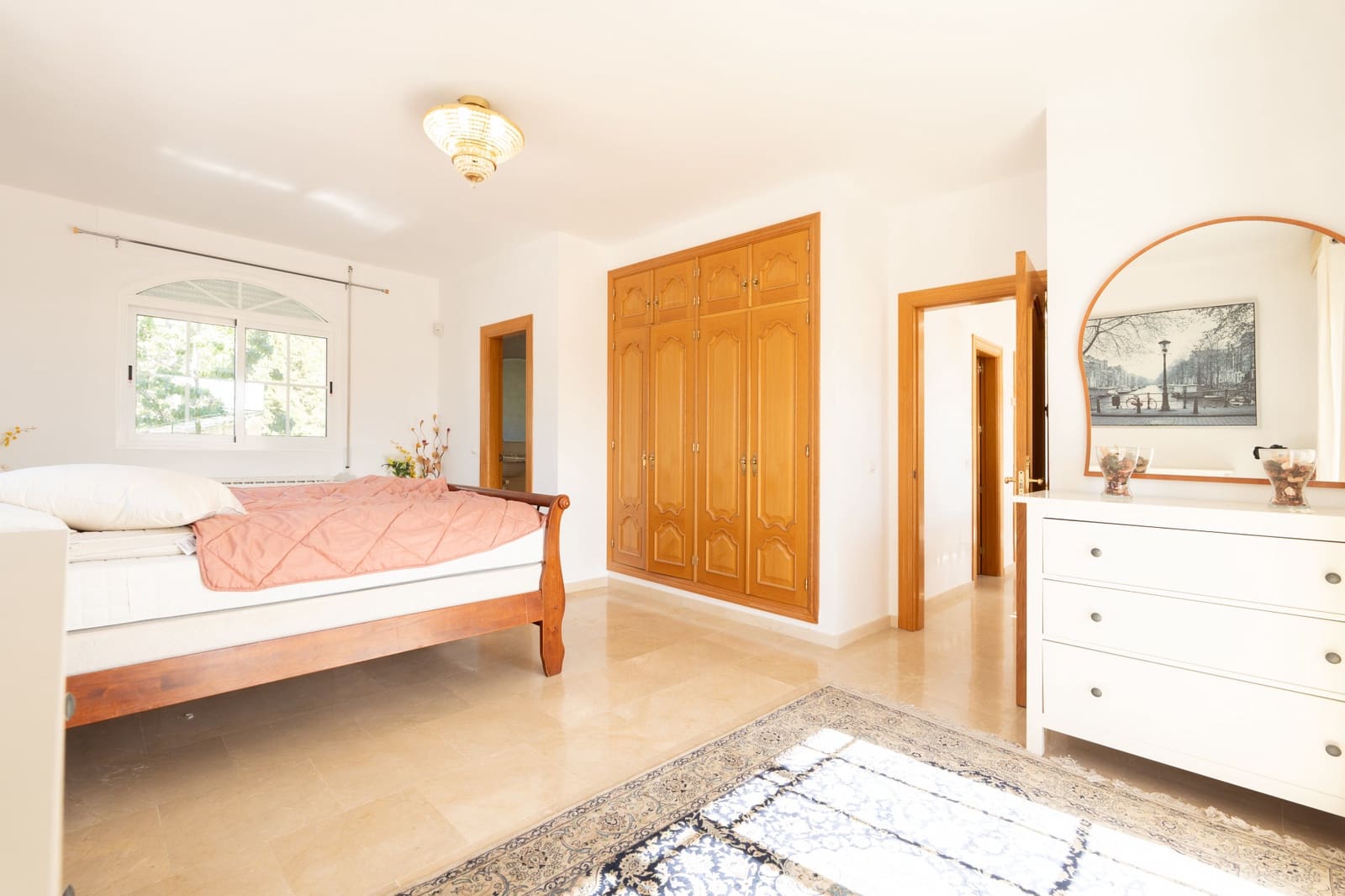 4 bedroom Villa for sale in Mijas with pool garage - € 1,050,000 (Ref: 9415650)