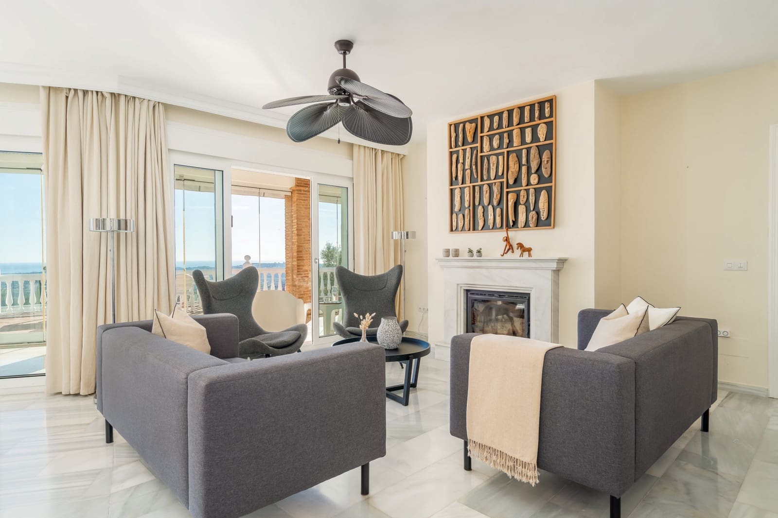 5 bedroom Villa for sale in Mijas with pool garage - € 1,299,000 (Ref: 9426984)