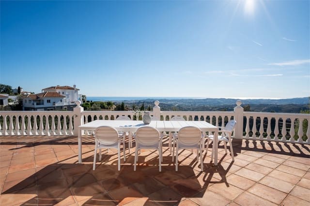 5 sovrum Villa till salu i Mijas med pool garage - 1 299 000 € (Ref: 9426984)