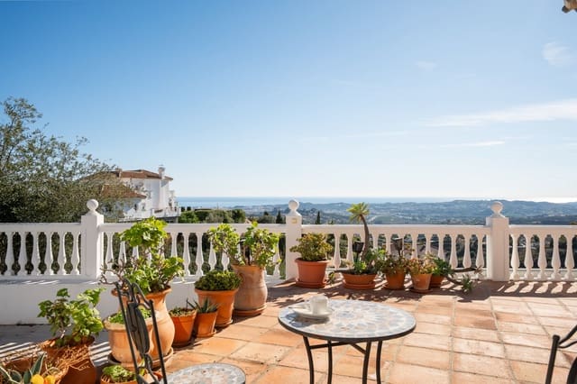 5 sovrum Villa till salu i Mijas med pool garage - 1 299 000 € (Ref: 9426984)