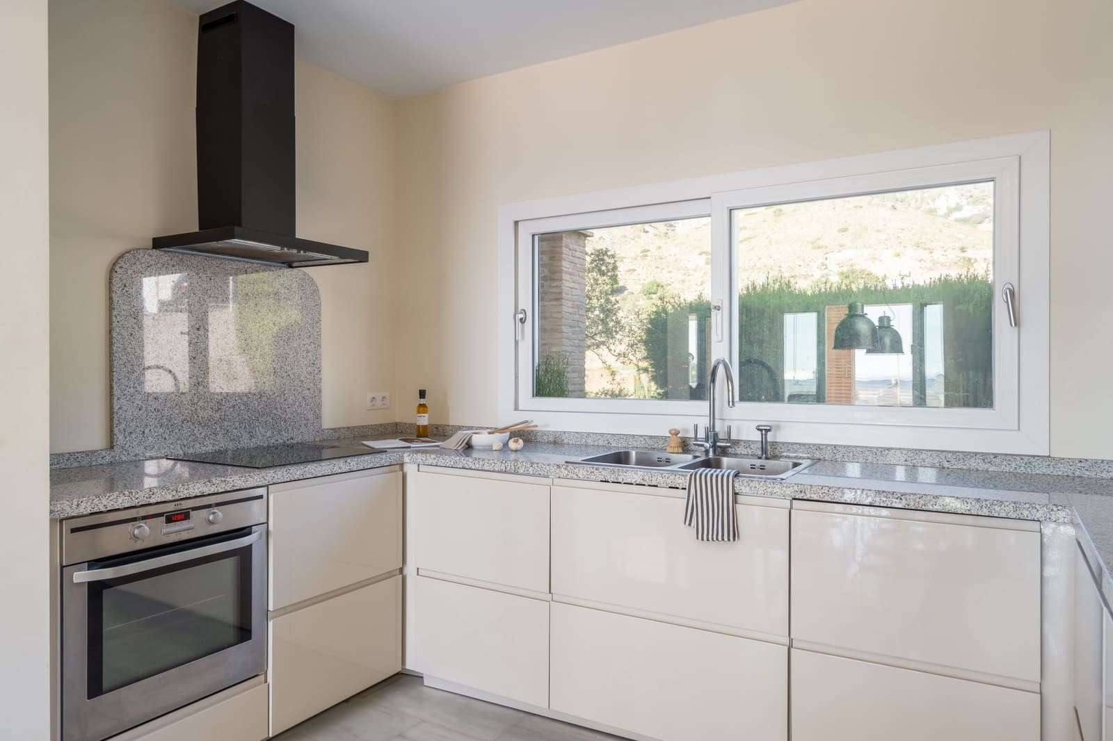 5 chambre Villa/Maison à vendre à Mijas avec piscine garage - 1 299 000 € (Ref: 9426984)