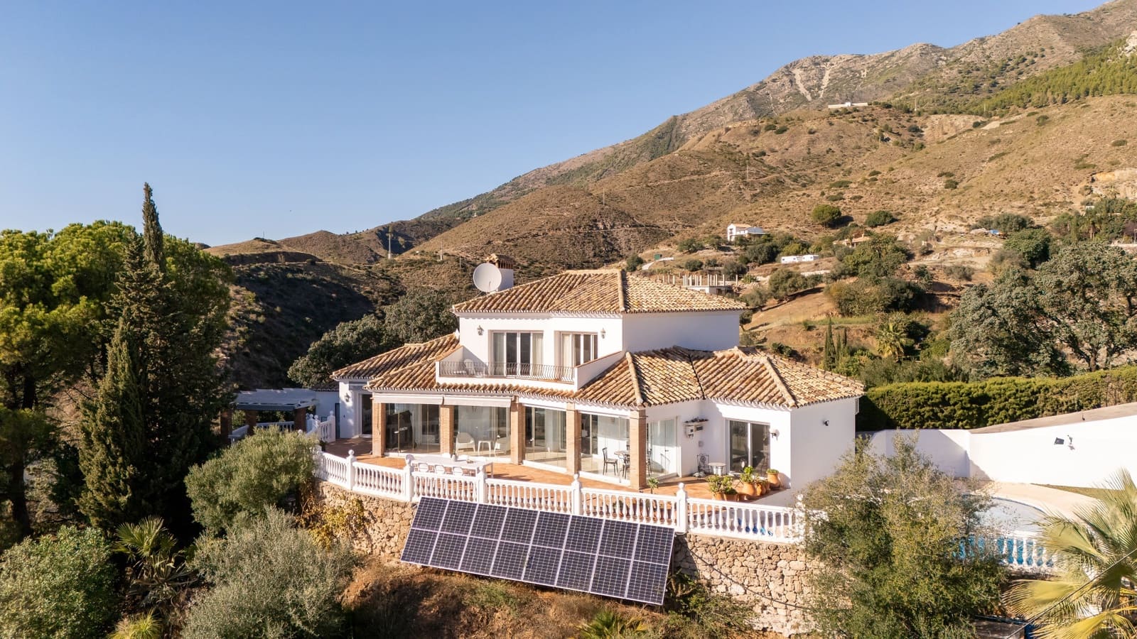 5 chambre Villa/Maison à vendre à Mijas avec piscine garage - 1 299 000 € (Ref: 9426984)