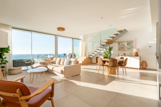 3 slaapkamer Penthouse te koop in Benalmádena pueblo, Benalmádena met zwembad garage - € 1.195.000 (Ref: 9448934)