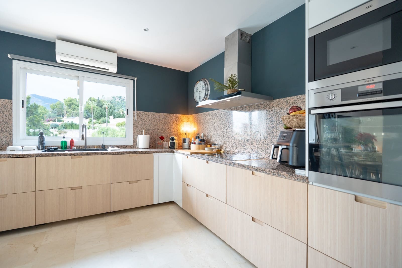 4 sypialnia Willa na sprzedaż w La Capellania z basenem garażem - 1 199 000 € (Ref: 9451912)